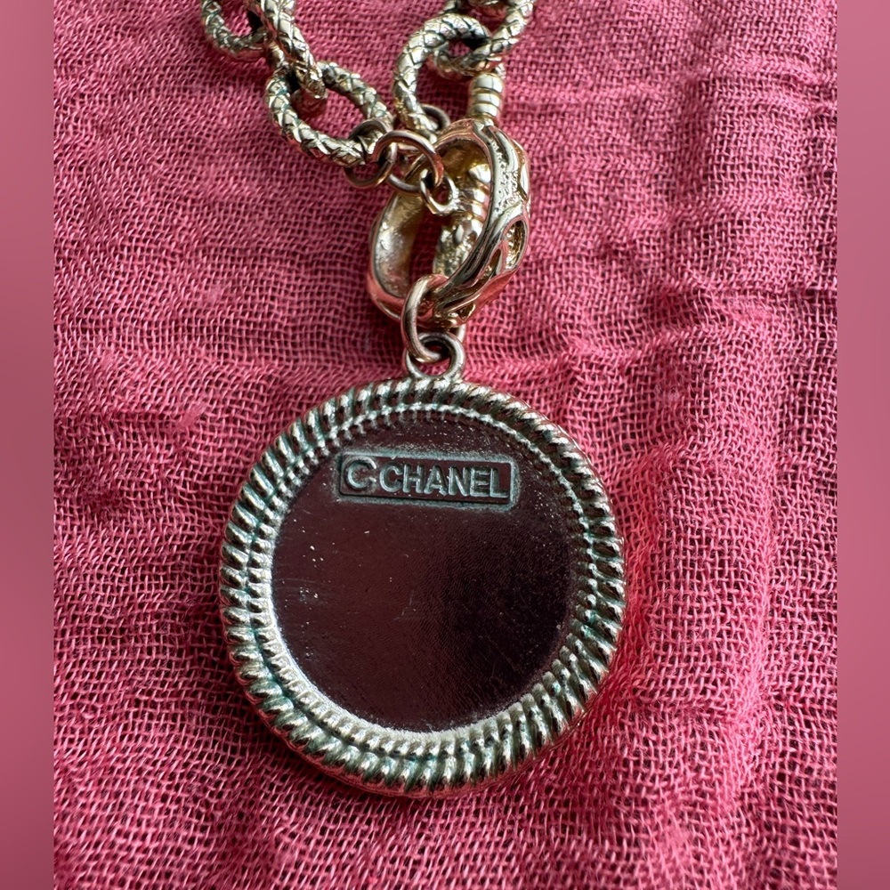 CHANEL Gold-Tone Textured Chain Necklace with Logo Medallion - Picture 3 of 4